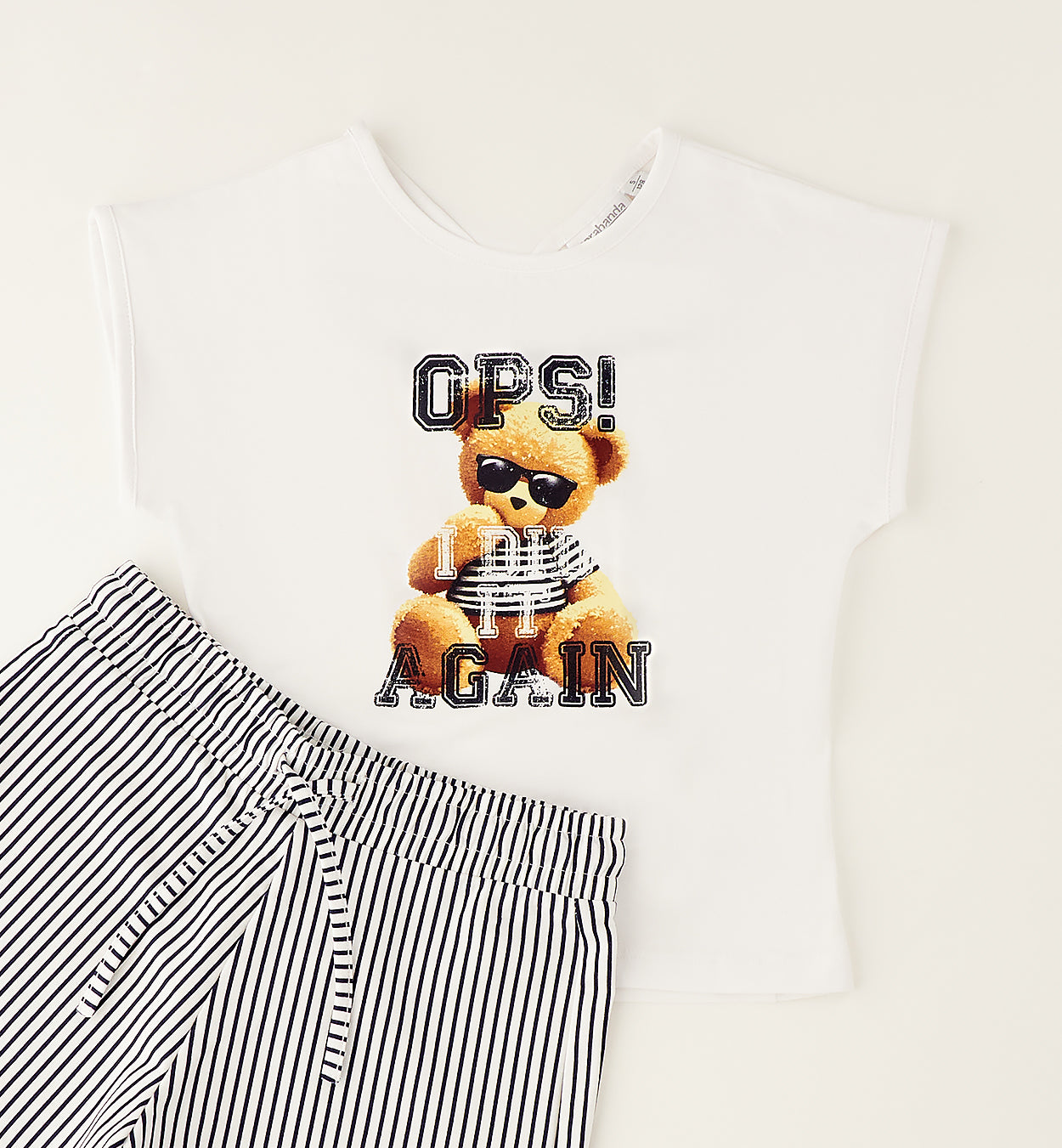 Sarabanda Set mit Teddy-Motiv & Streifen Shorts