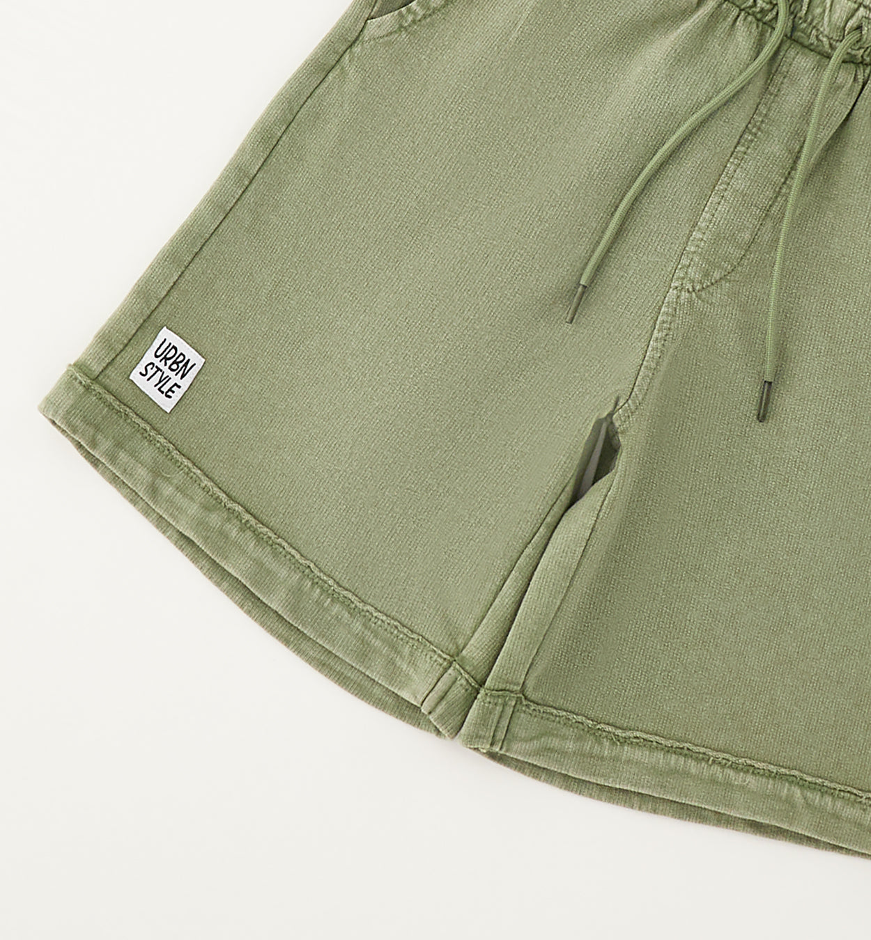 iDO Jungen Shorts mit Kordelzug Olivgrün