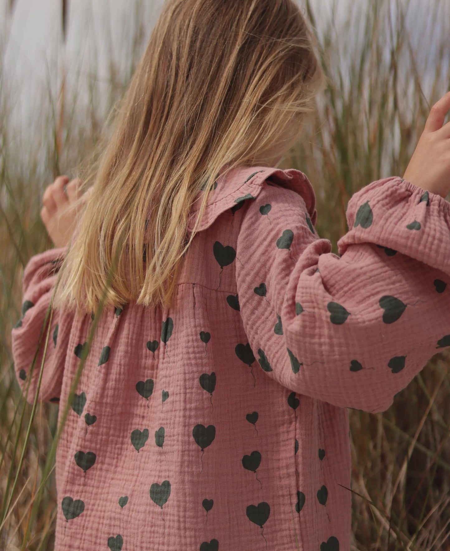 Fliink Bluse mit Herzprint – Langarm & Voluminöse Ärmel - Bluse - Fliink