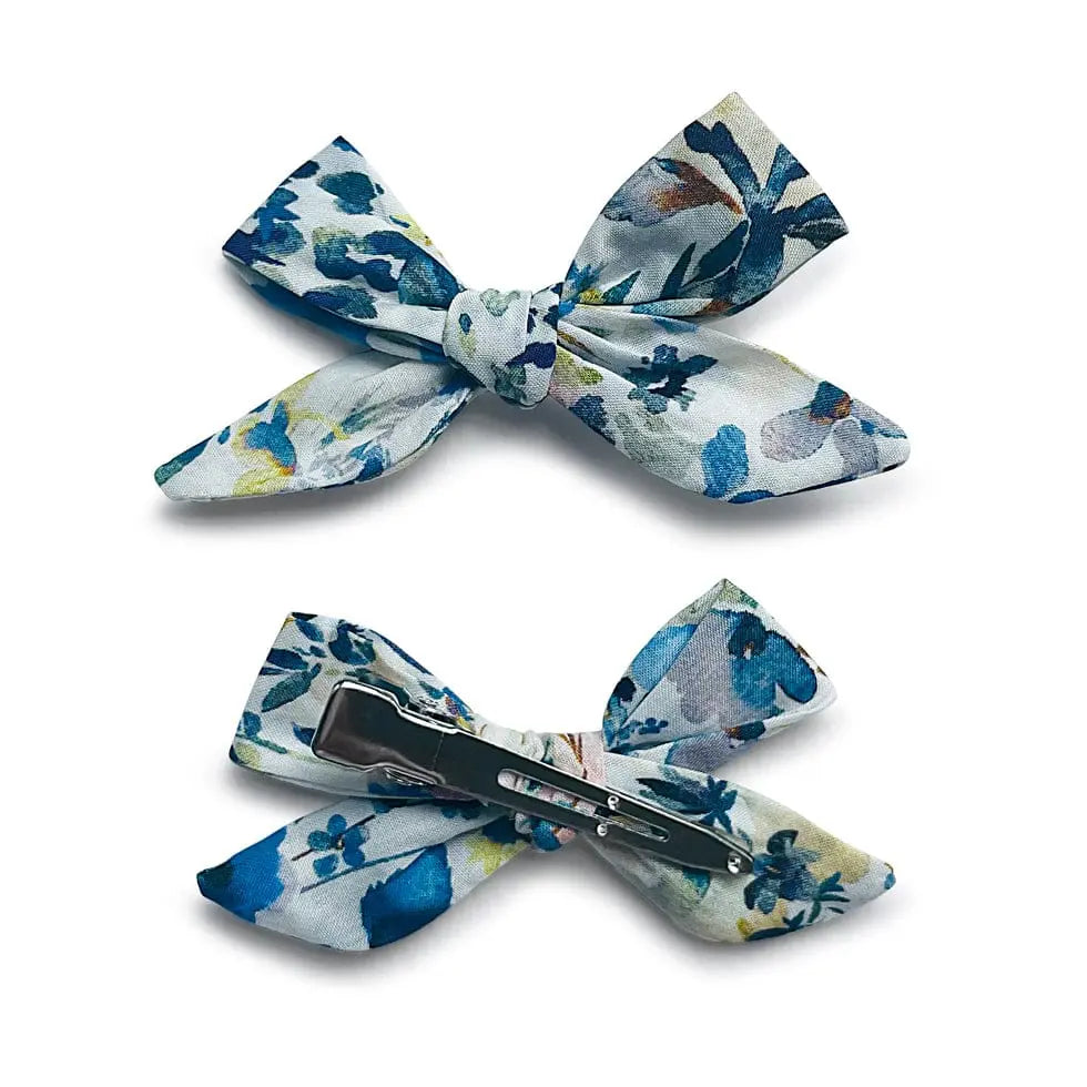 Josie Joan's Stella Petite-Blumen Bow Haarclip blau - Haarclips - Josie Joan's