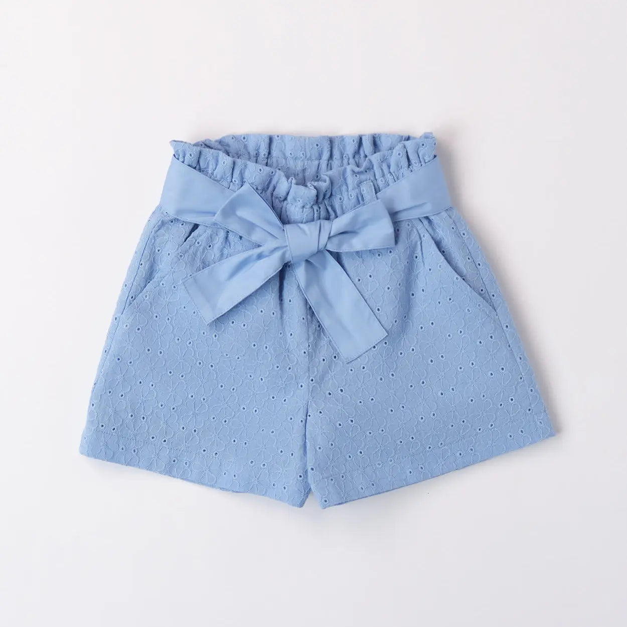 Sarabanda Shorts – Lochstickerei Mokkini Kindermode Shorts