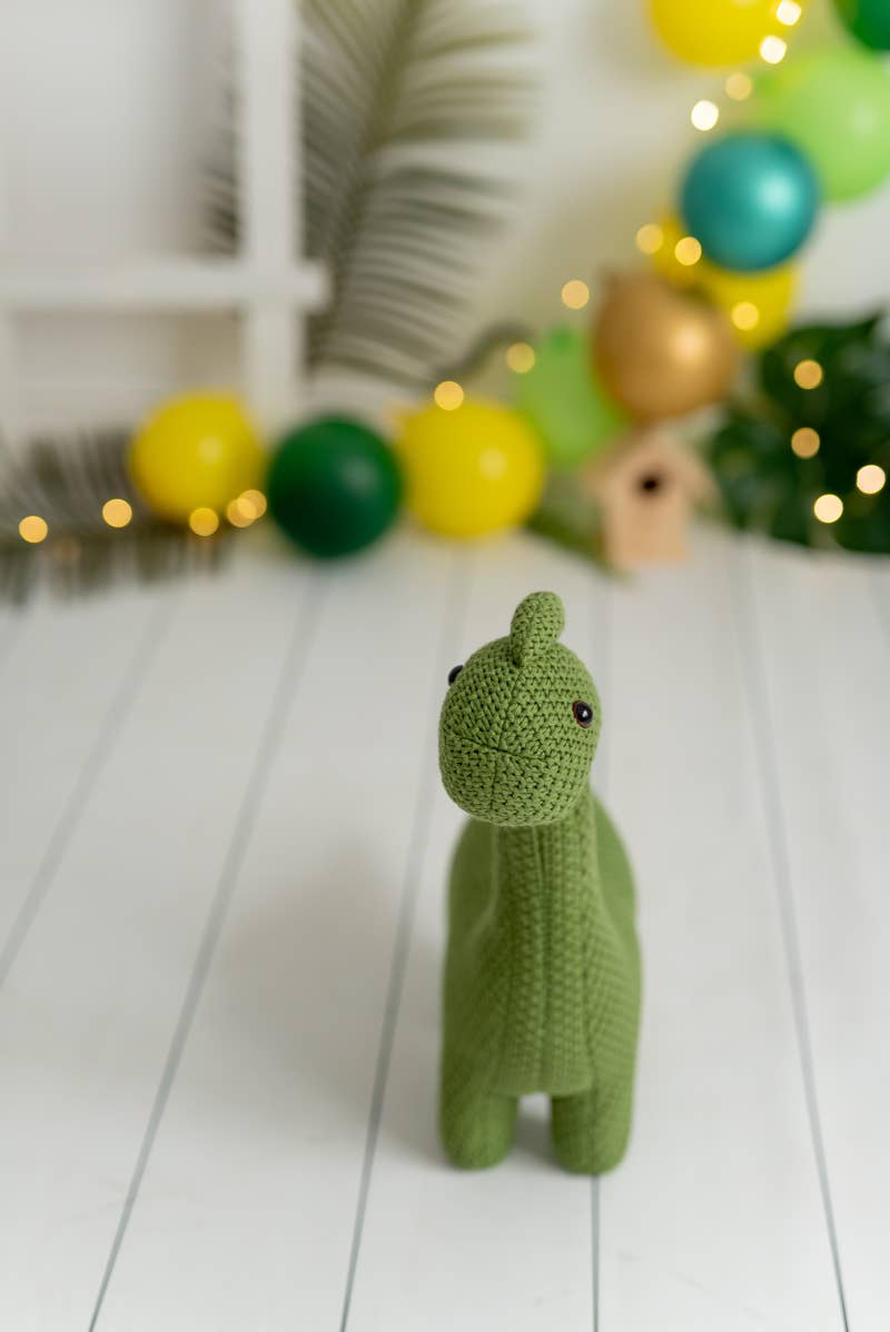 Crochetts Dinosaurier Kuscheltier aus 100% Baumwolle